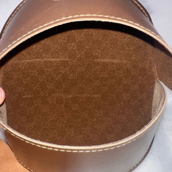 Gucci Pink and Gold Women's Sunglasses - Picture 8 of 10